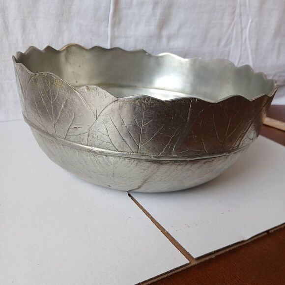 TAITU NATURA by Emilio Bergamin Handcrafted Cosi Tabellini Pewter Leaf Bowl 9.8" - Picture 1 of 8